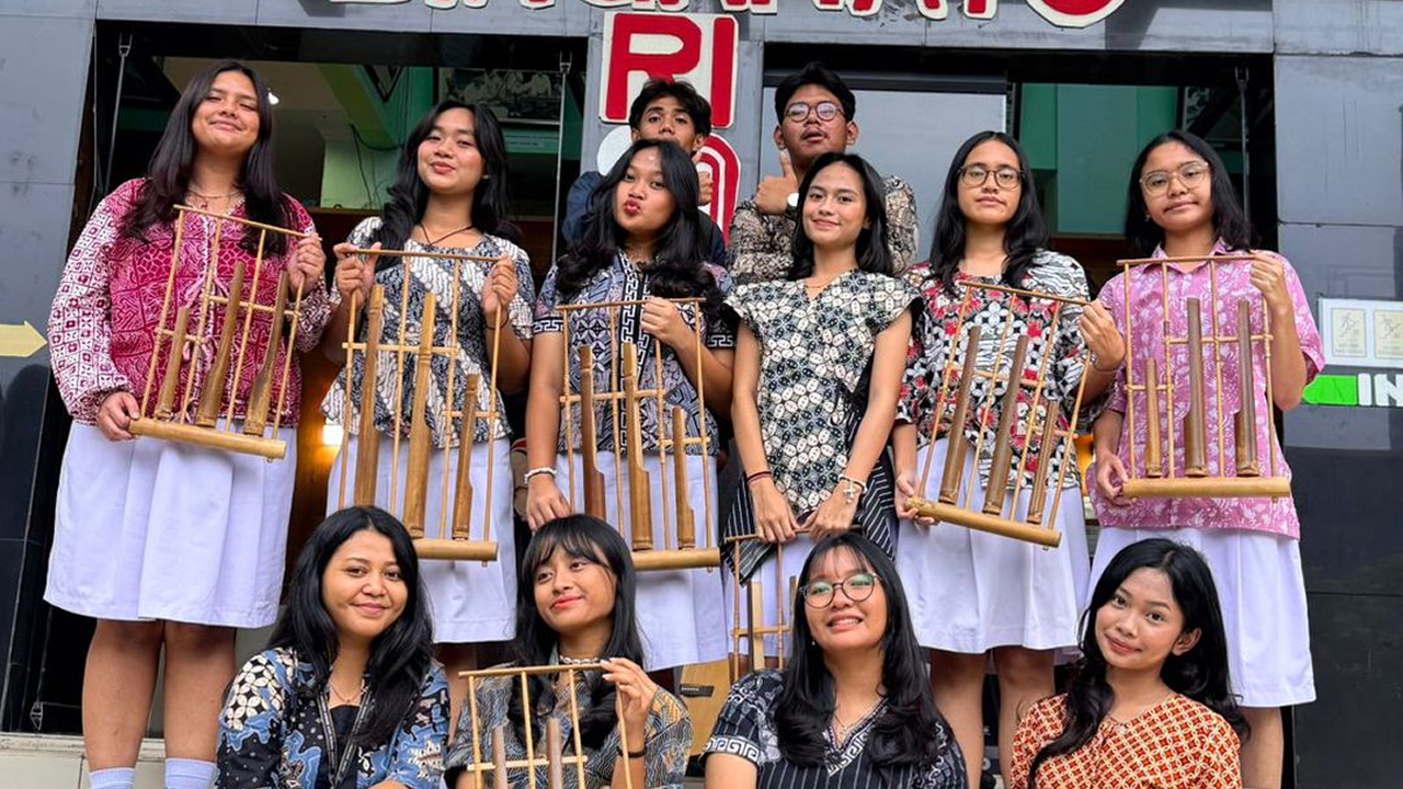 Launching Buku Nawasena